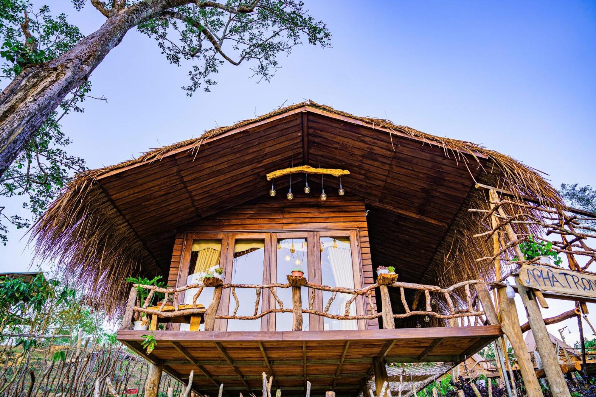 Nha Trong Ban - Homestay Mang Den Kon Von Kla Kültér fotó